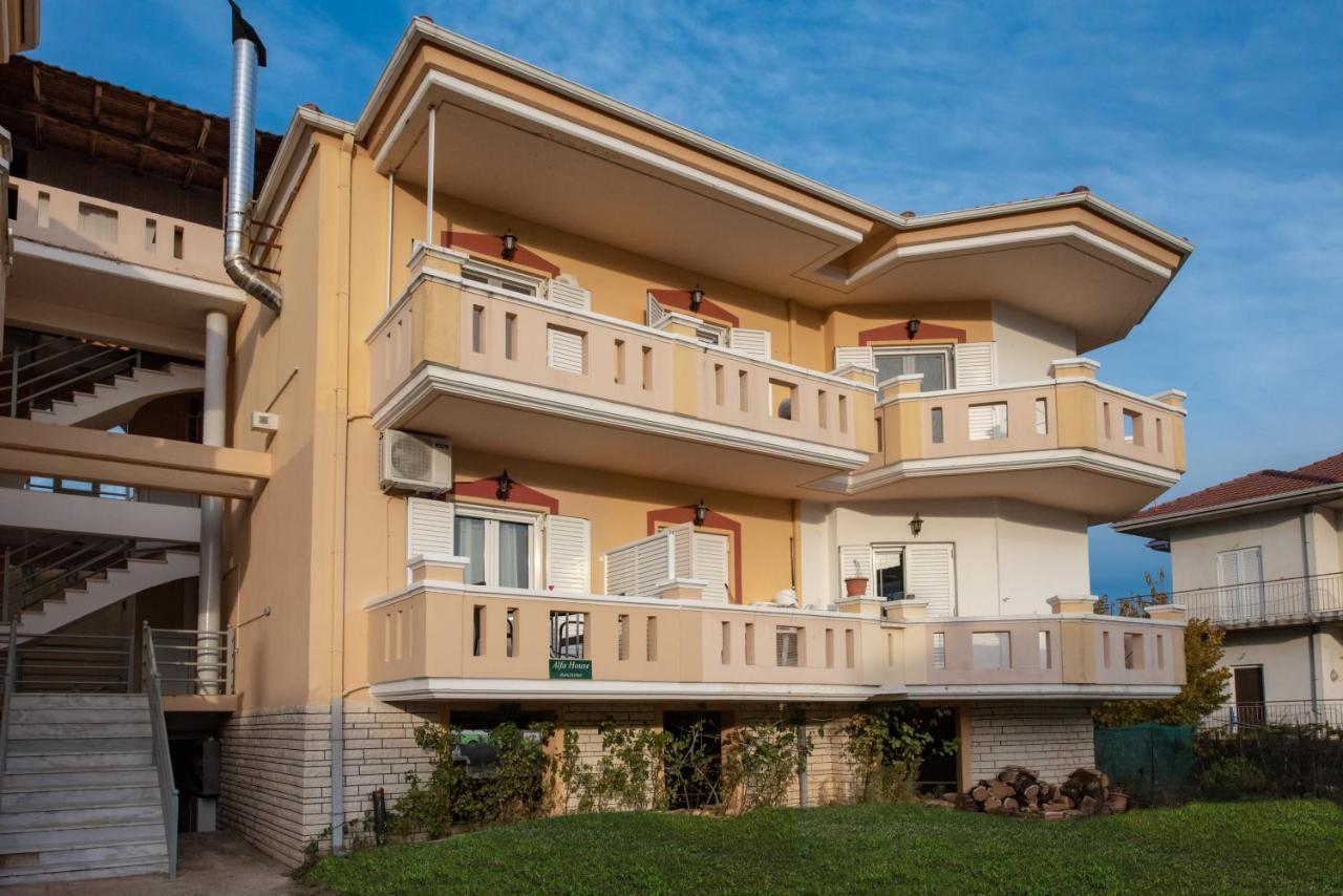 דירות יואנינה Alfa House מראה חיצוני תמונה